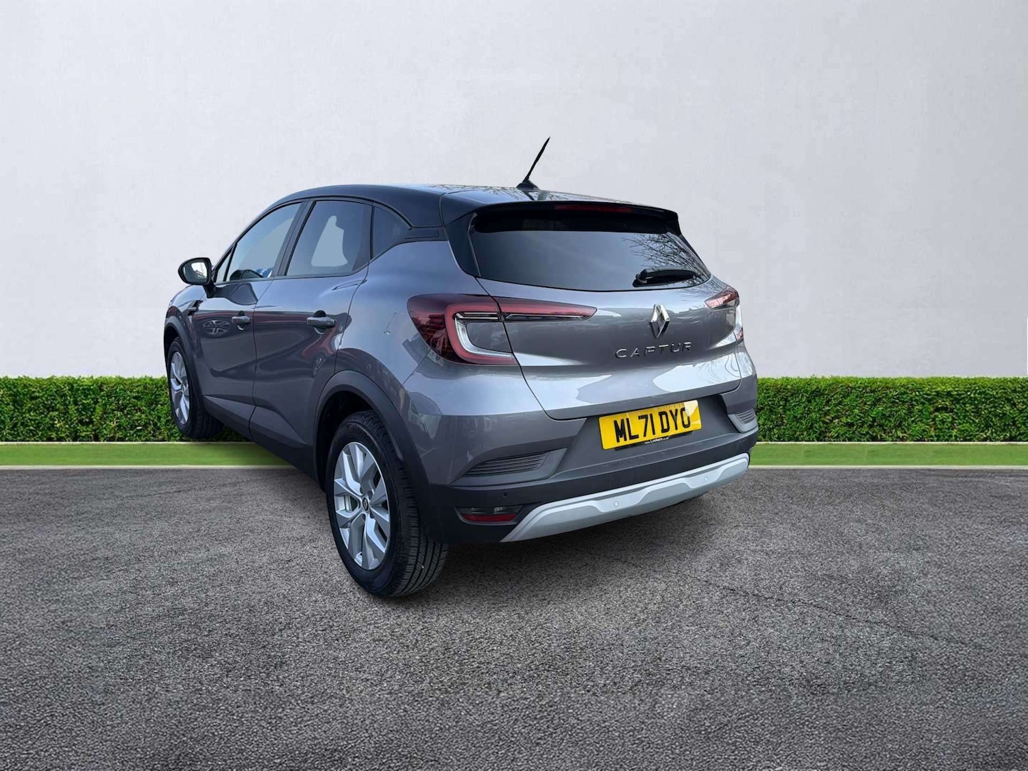 Used Renault Captur 2021 for sale - 78191693: Photo 2