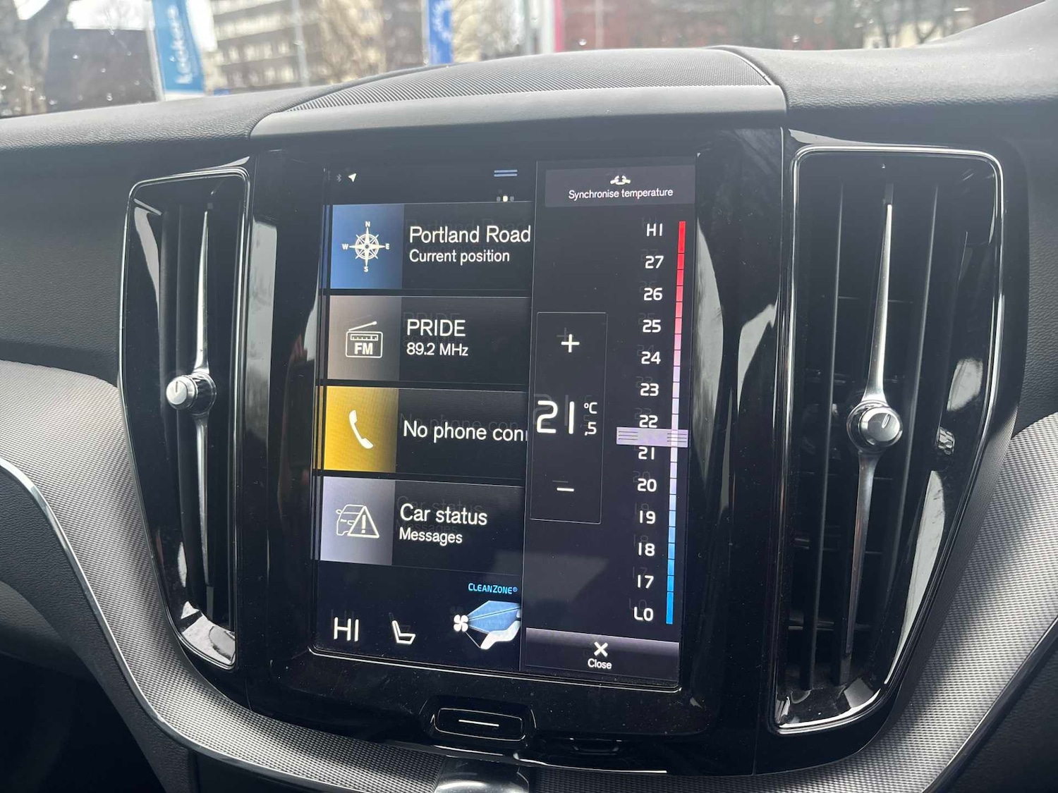 Used Volvo XC60 2018 for sale - 77555278: Photo 11