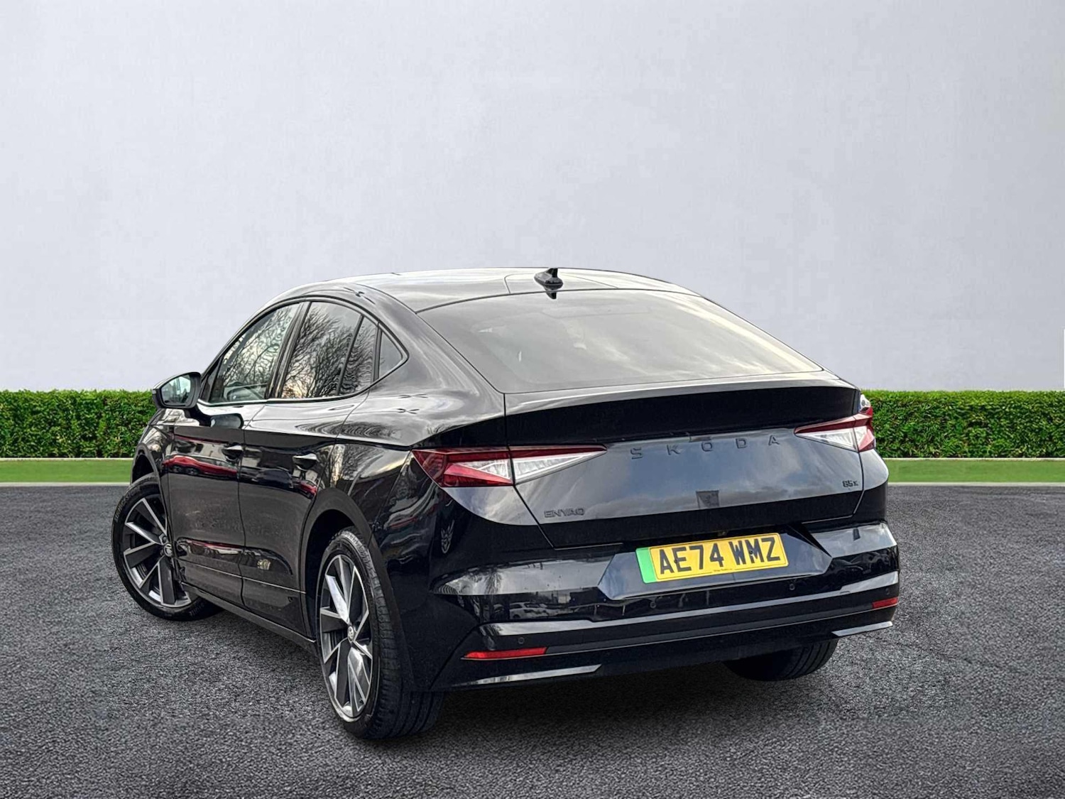 Used Skoda Enyaq 2024 for sale - 77676361: Photo 2