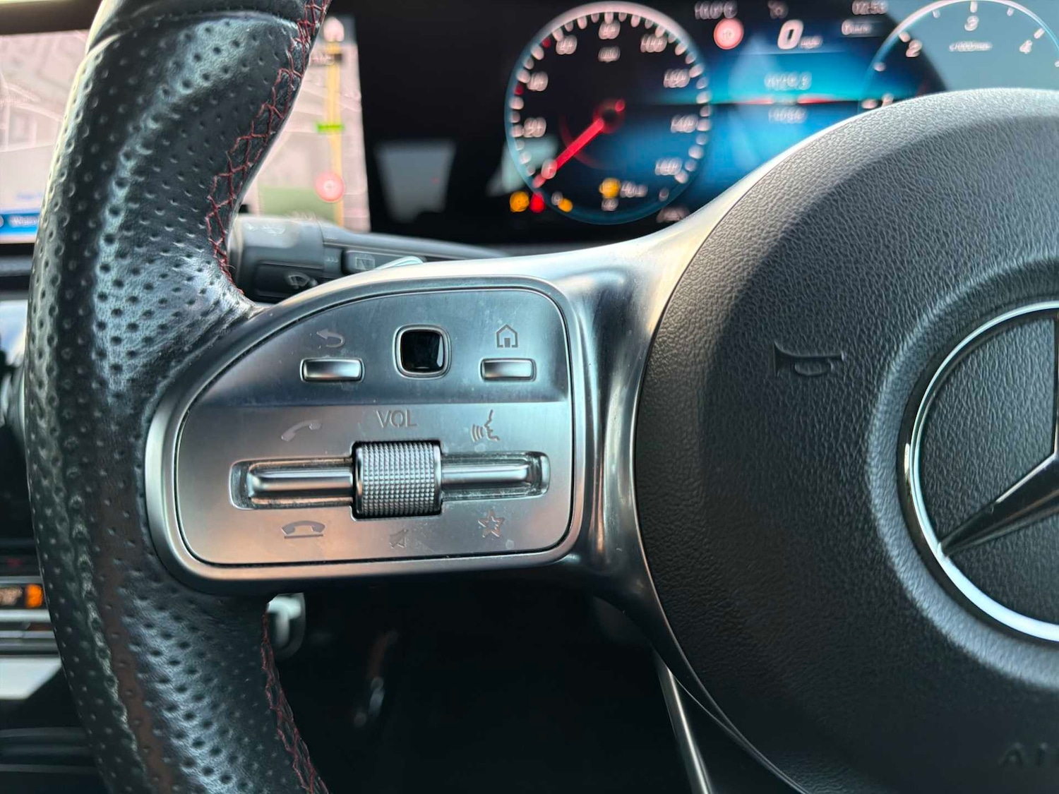 Used Mercedes-Benz A-Class 2019 for sale - 76963520: Photo 24