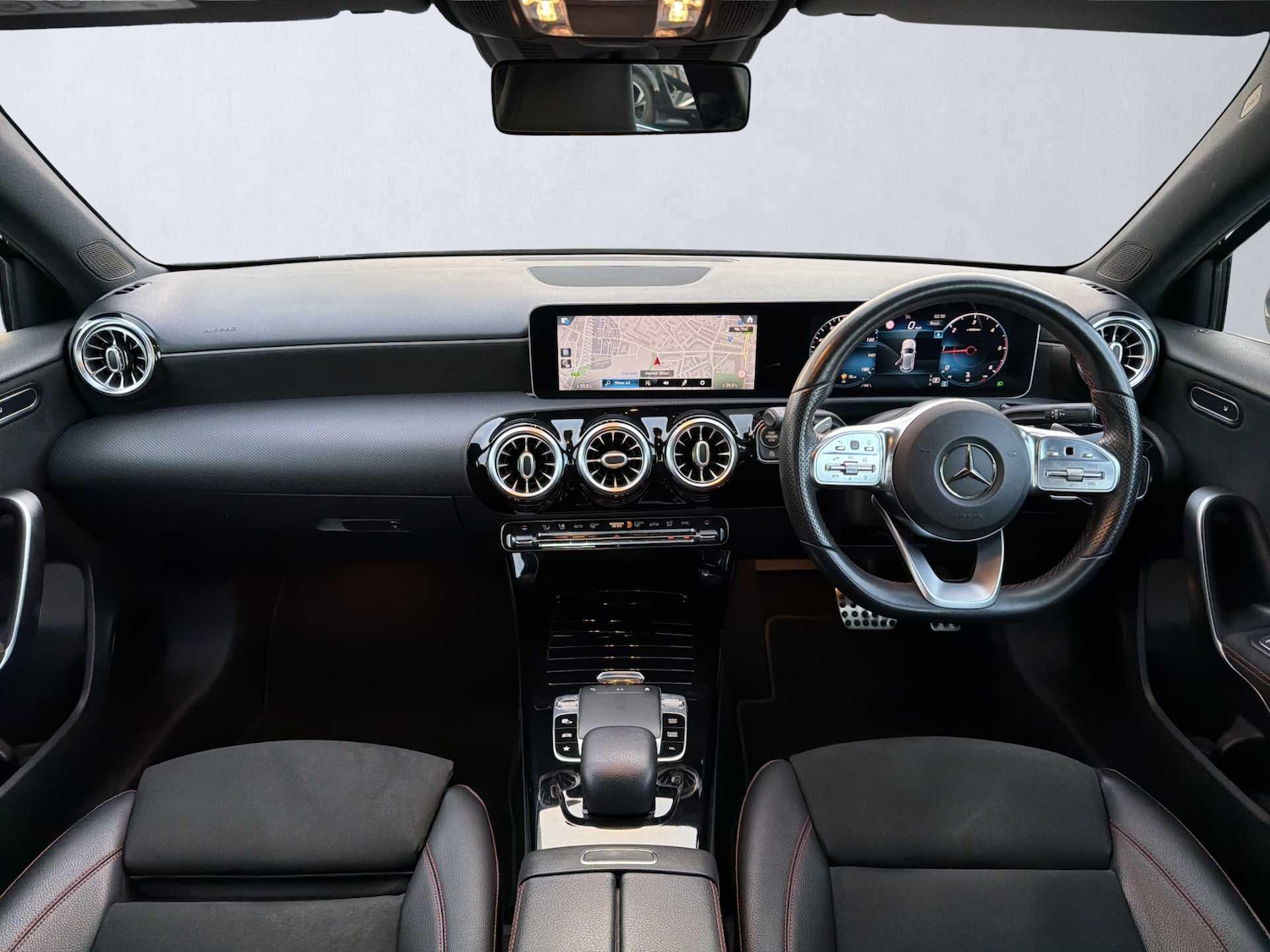 Used Mercedes-Benz A-Class 2019 for sale - 76963520: Photo 8