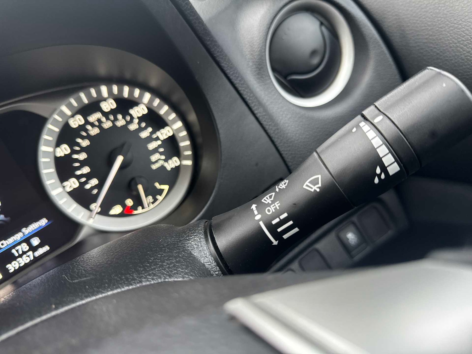 Used Nissan Navara 2021 for sale - 76536671: Photo 25