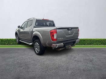 Used Nissan Navara 2021 for sale - 76536671: Photo