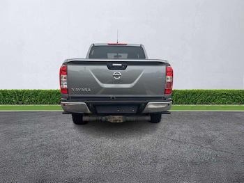 Used Nissan Navara 2021 for sale - 76536671: Photo