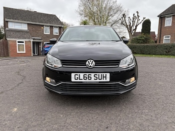Used Volkswagen Polo 2016 for sale - 78032126: Photo