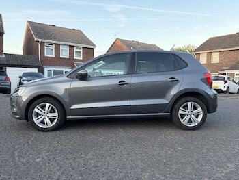 Used Volkswagen Polo 2016 for sale - 78452505: Photo