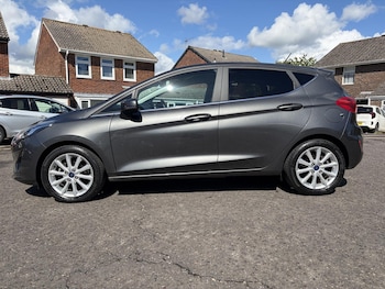 Used Ford Fiesta 2018 for sale - 78826107: Photo