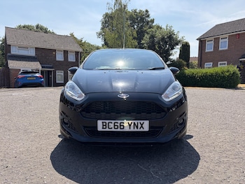 Used Ford Fiesta 2017 for sale - 79190395: Photo