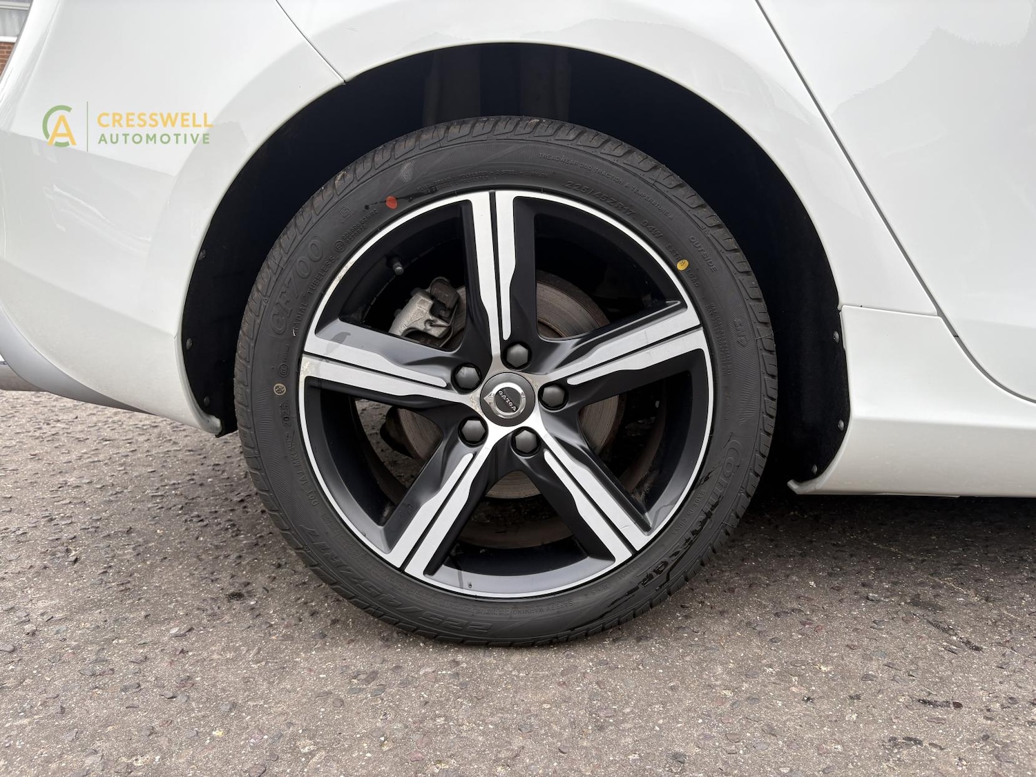 Used Volvo V40 2016 for sale - 77124276: Photo 13