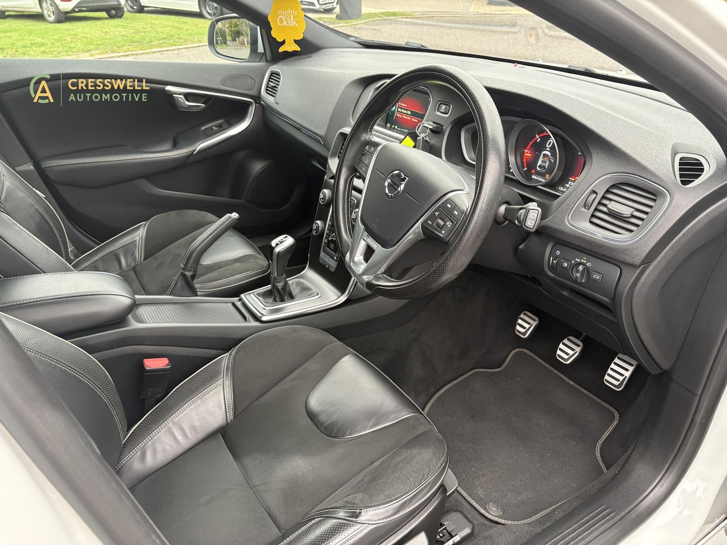 Used Volvo V40 2016 for sale - 77124276: Photo 16