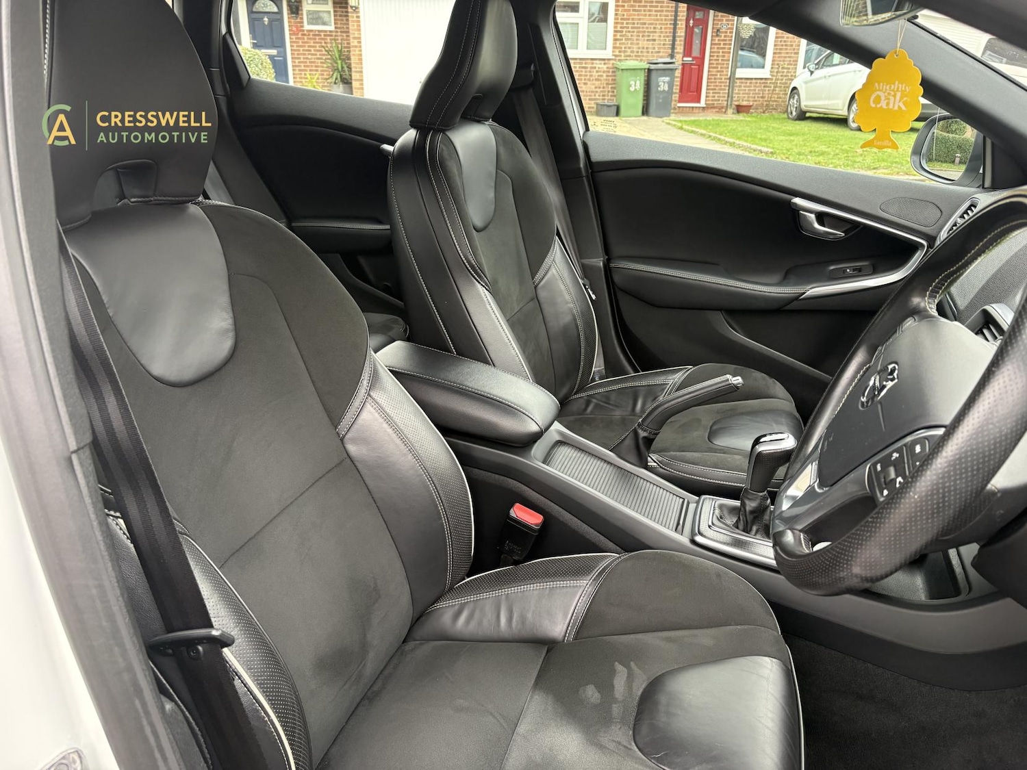 Used Volvo V40 2016 for sale - 77124276: Photo 17