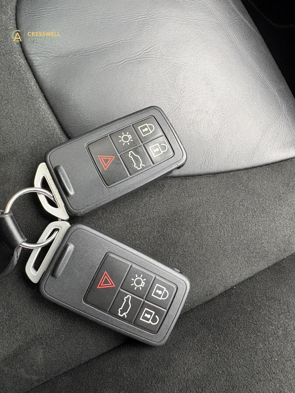 Used Volvo V40 2016 for sale - 77124276: Photo 29