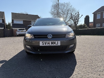 Used Volkswagen Polo 2014 for sale - 77833762: Photo