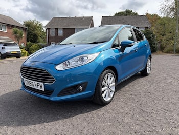 Used Ford Fiesta 2016 for sale - 79564409: Photo
