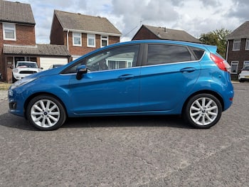 Used Ford Fiesta 2016 for sale - 79564409: Photo