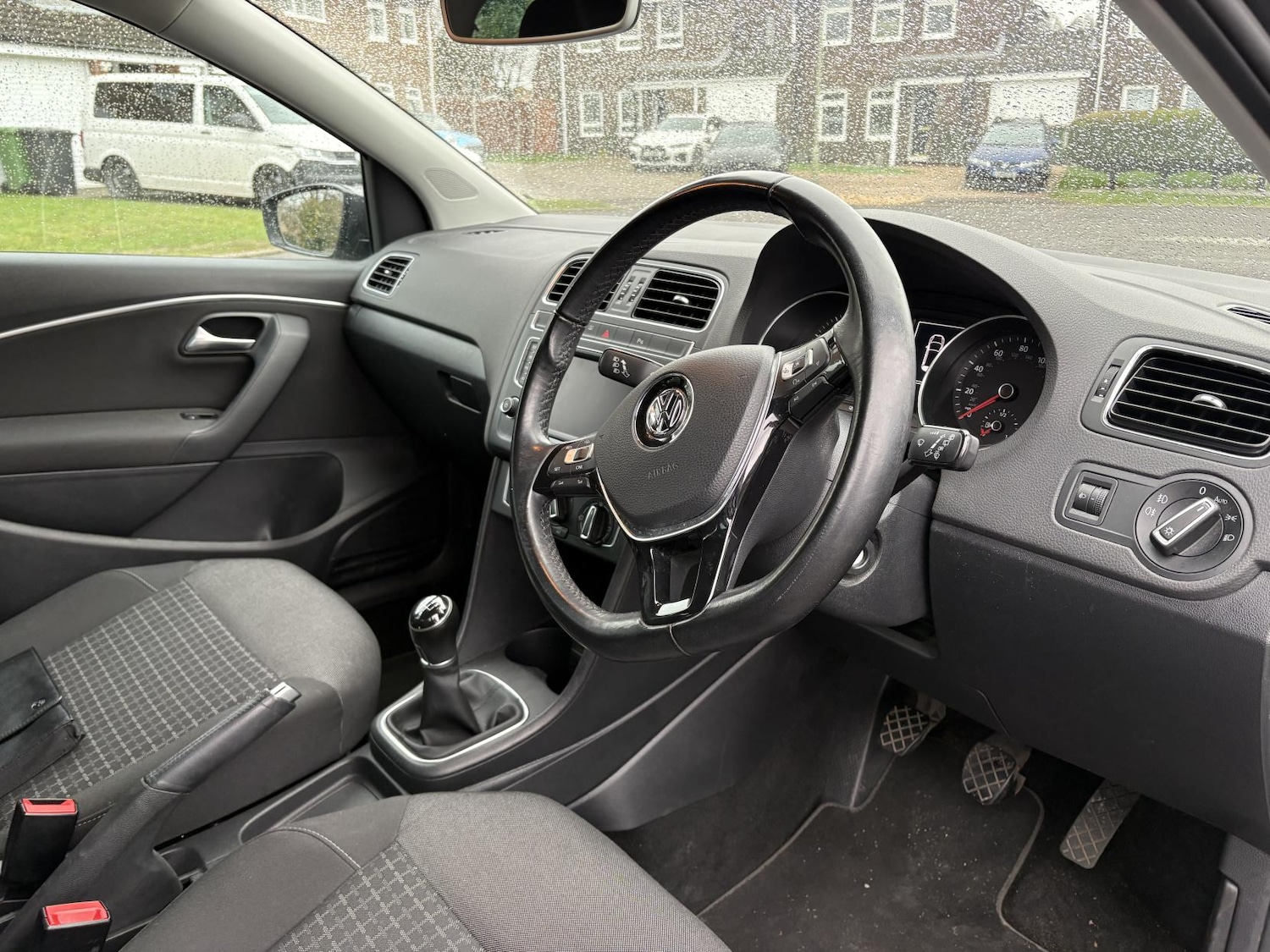 Used Volkswagen Polo 2018 for sale - 77702873: Photo 10