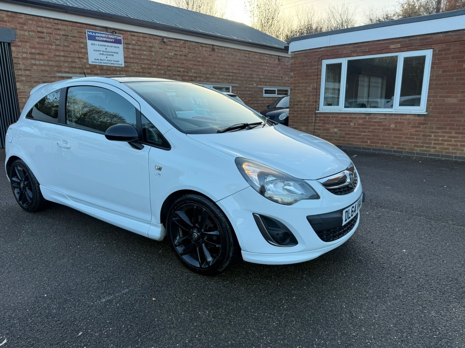 Used Vauxhall Corsa 2014 for sale - 76699351: Photo 2