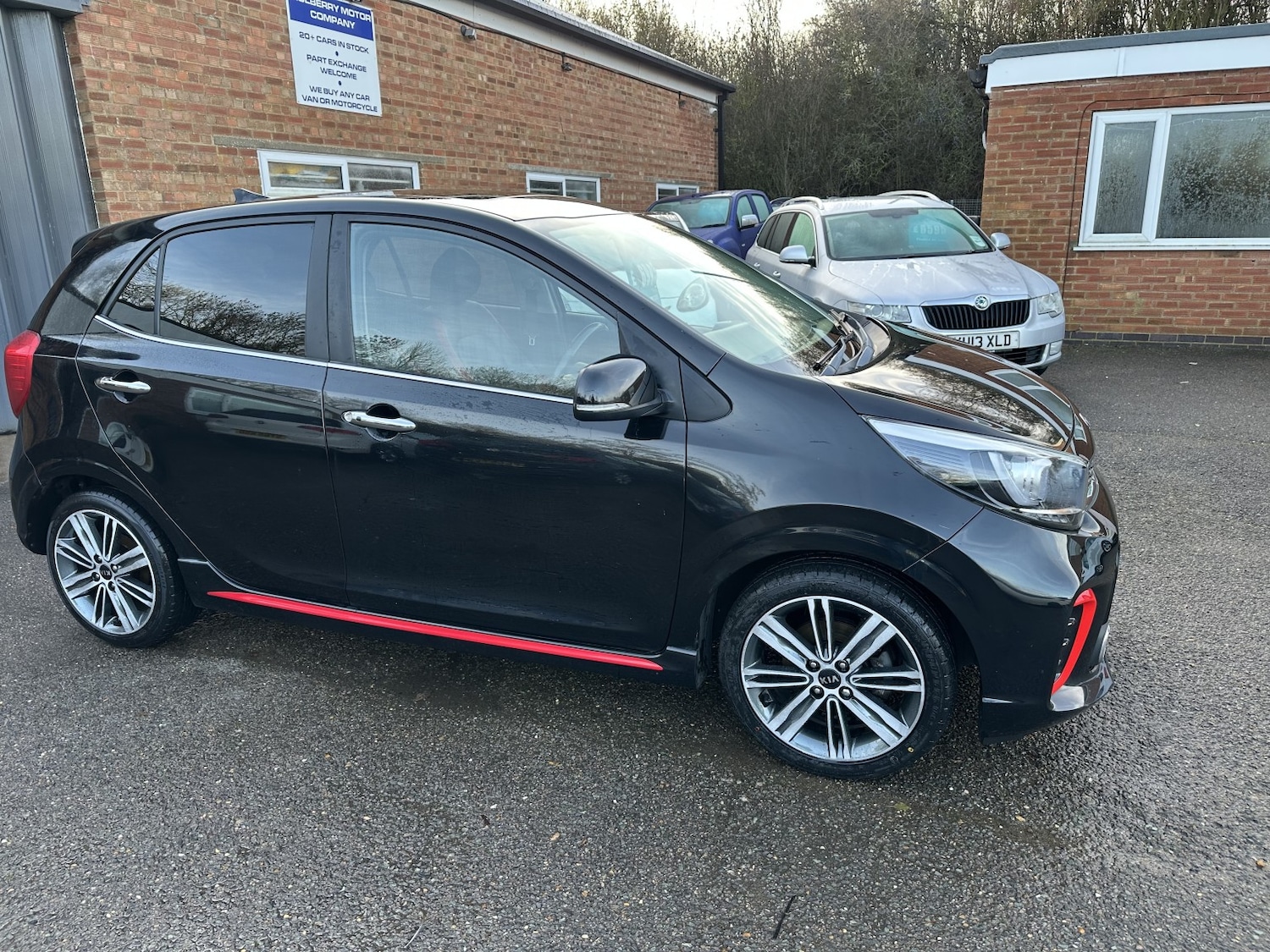 Used Kia Picanto 2017 for sale - 76935297: Photo 3