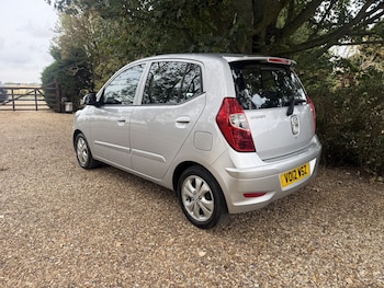 Used Hyundai i10 2012 for sale - 79564021: Photo