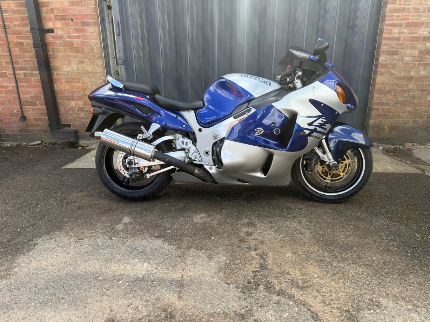 Suzuki GSX