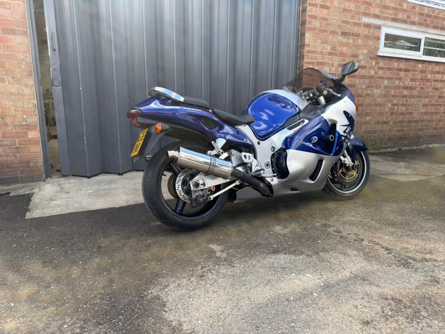 Suzuki GSX