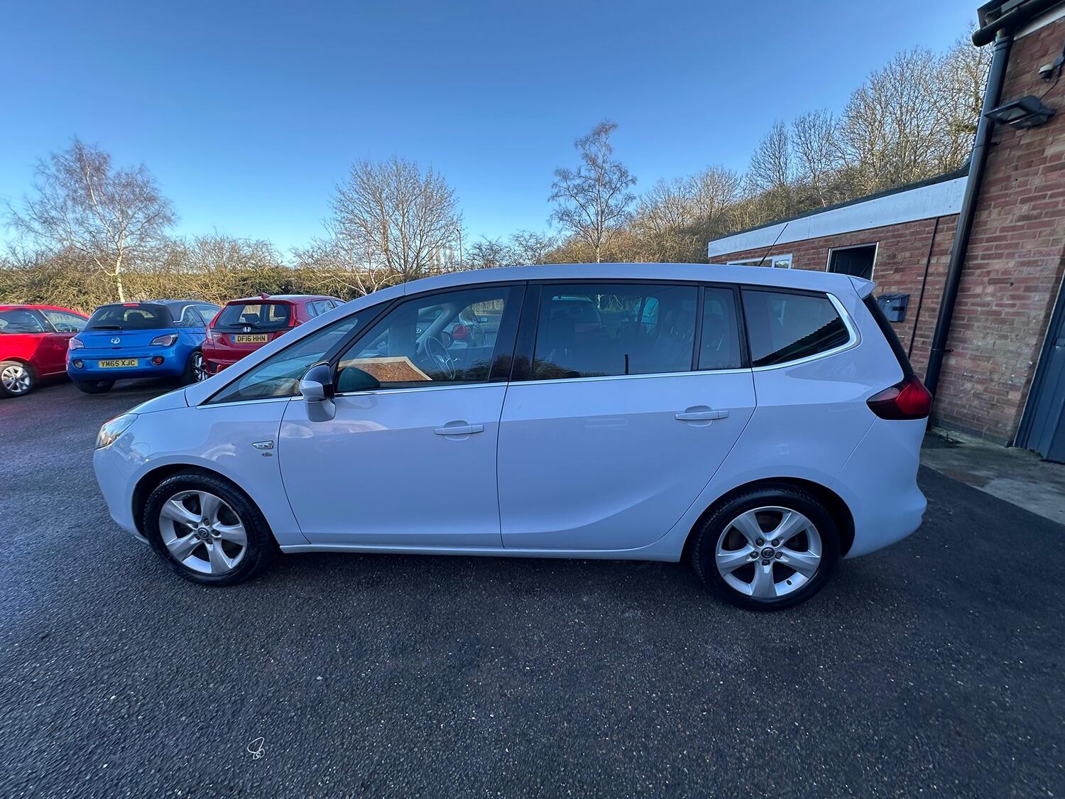 Used Vauxhall Zafira Tourer 2014 for sale - 76794404: Photo 3
