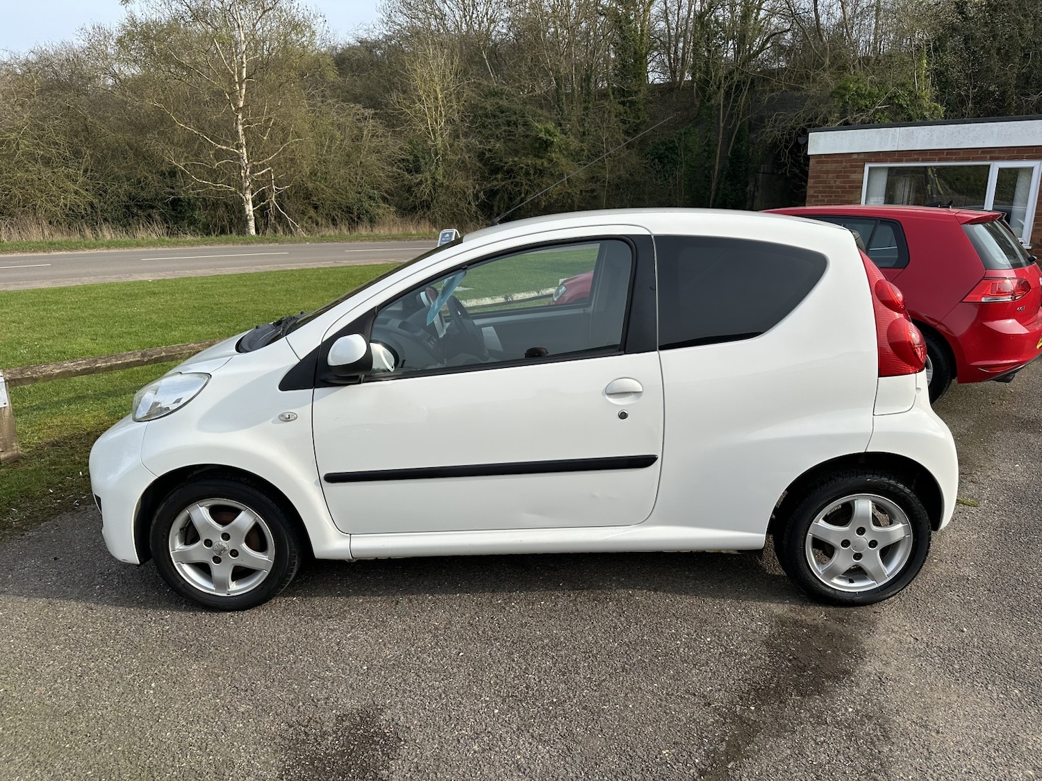 Used Peugeot 107 2012 for sale - 77968755: Photo 4