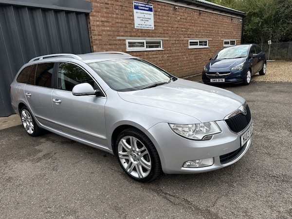 Used Skoda Superb 2013 for sale - 76134065: Photo 1