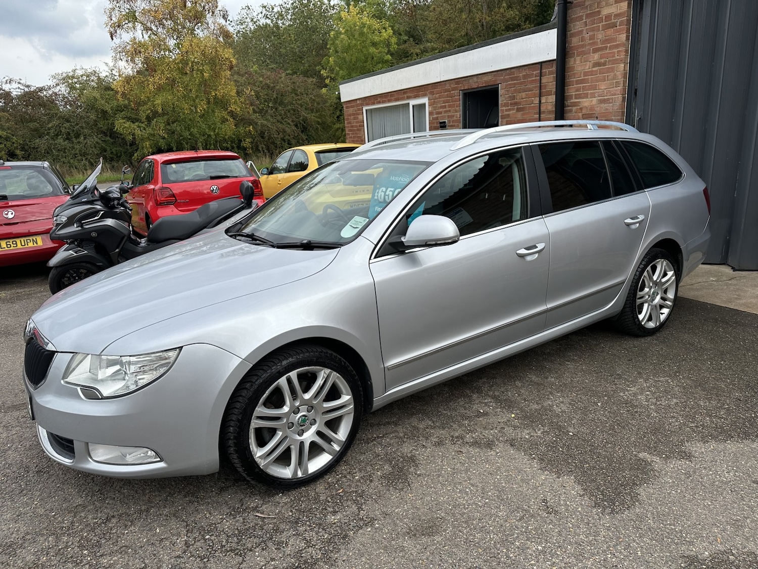 Used Skoda Superb 2013 for sale - 76134065: Photo 2