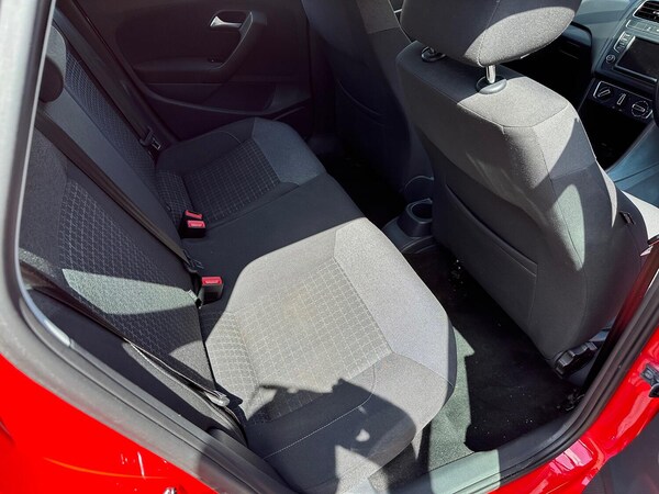 Used Volkswagen Polo 2015 for sale - 75137737: Photo 9