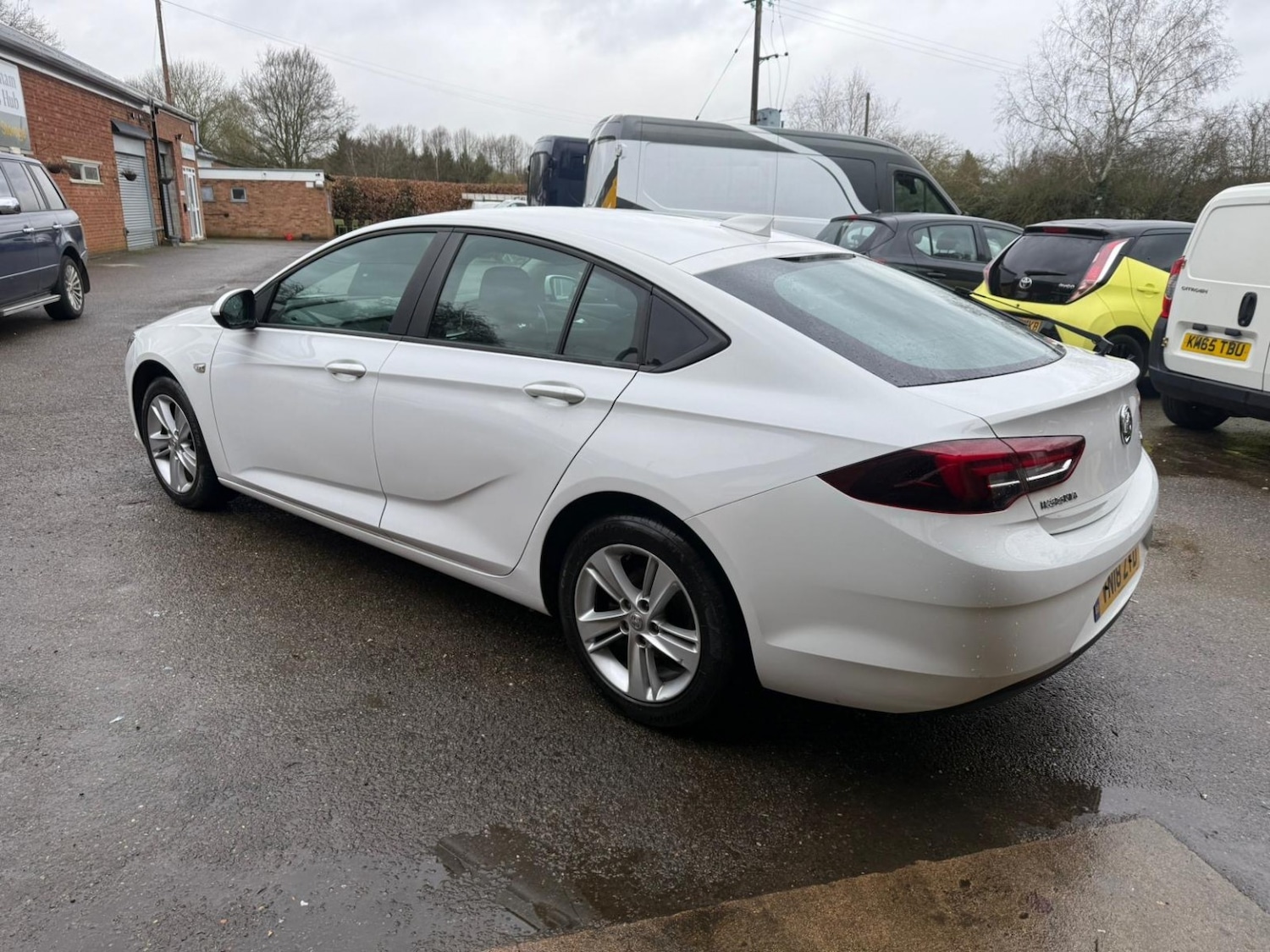 Used Vauxhall Insignia 2018 for sale - 77522095: Photo 2
