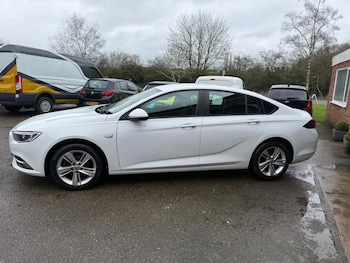Used Vauxhall Insignia 2018 for sale - 77522095: Photo