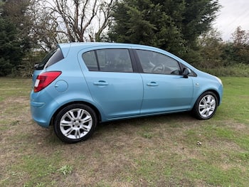 Used Vauxhall Corsa 2010 for sale - 79710759: Photo