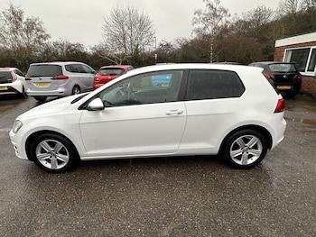 Used Volkswagen Golf 2015 for sale - 76769807: Photo