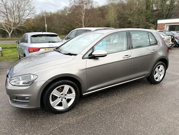 Used Volkswagen Golf 2015 for sale - 76497444: Photo