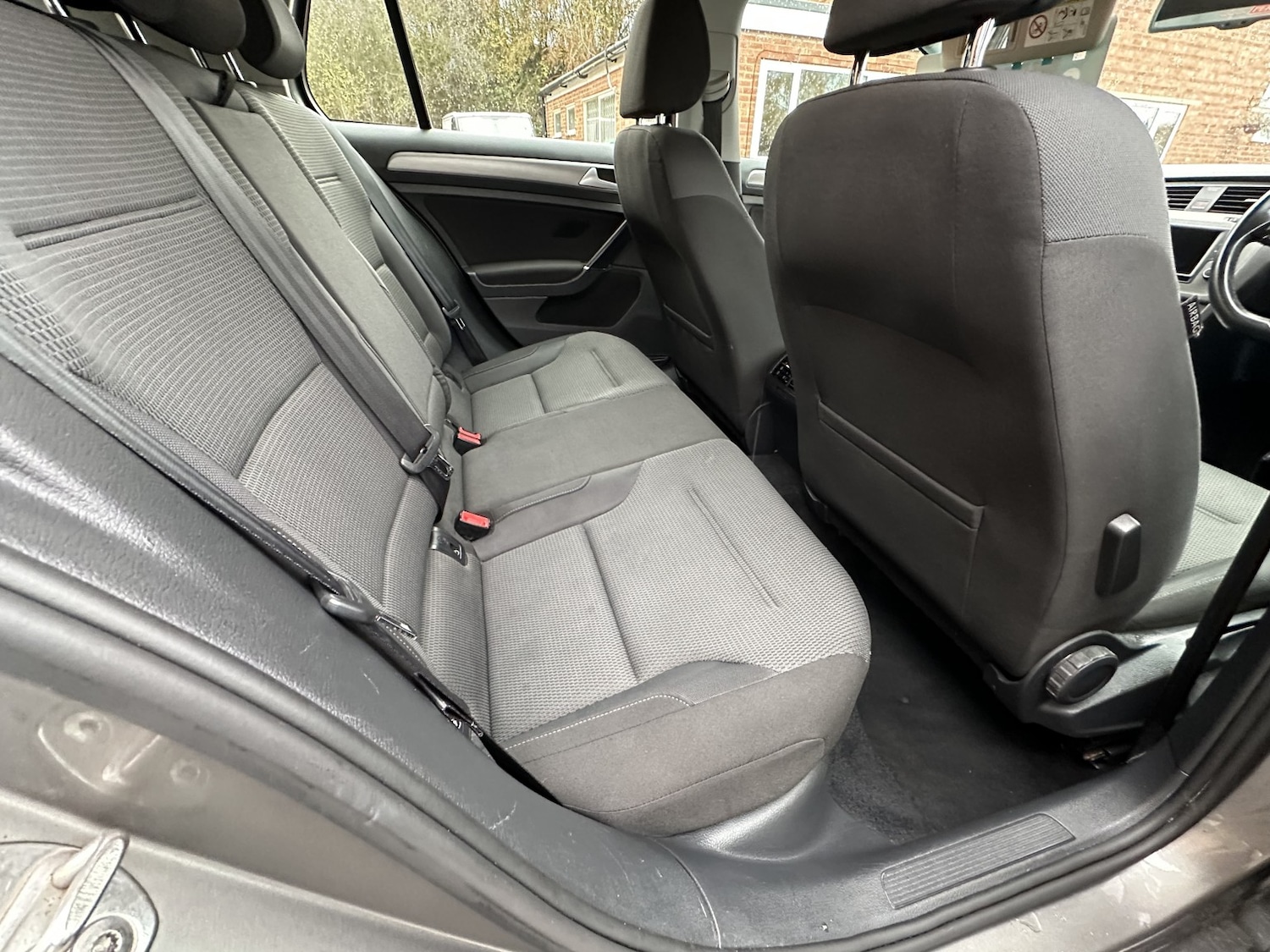 Used Volkswagen Golf 2015 for sale - 76497444: Photo 9