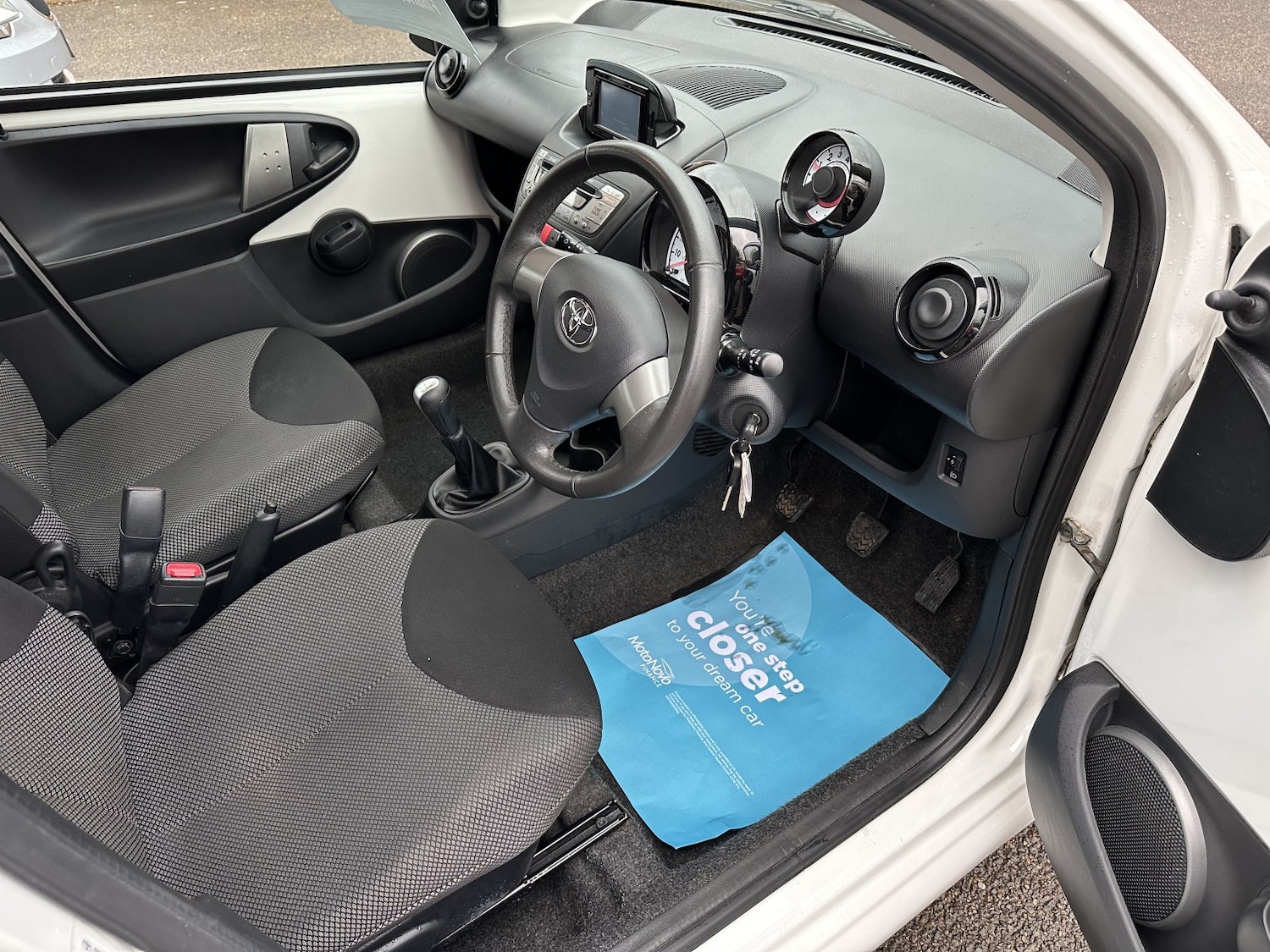 Used Toyota AYGO 2014 for sale - 76687109: Photo 9