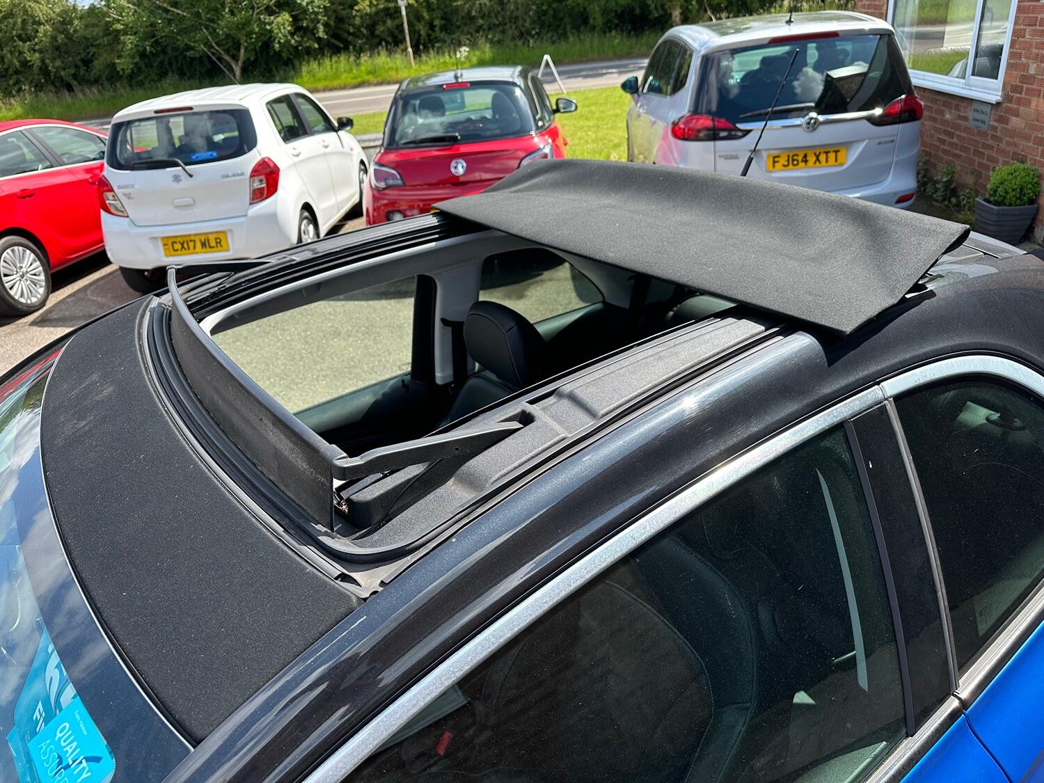 Used Vauxhall ADAM 2015 for sale - 76769147: Photo 5