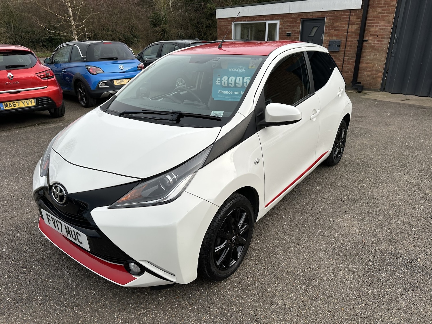 Used Toyota AYGO 2017 for sale - 76643399: Photo 1