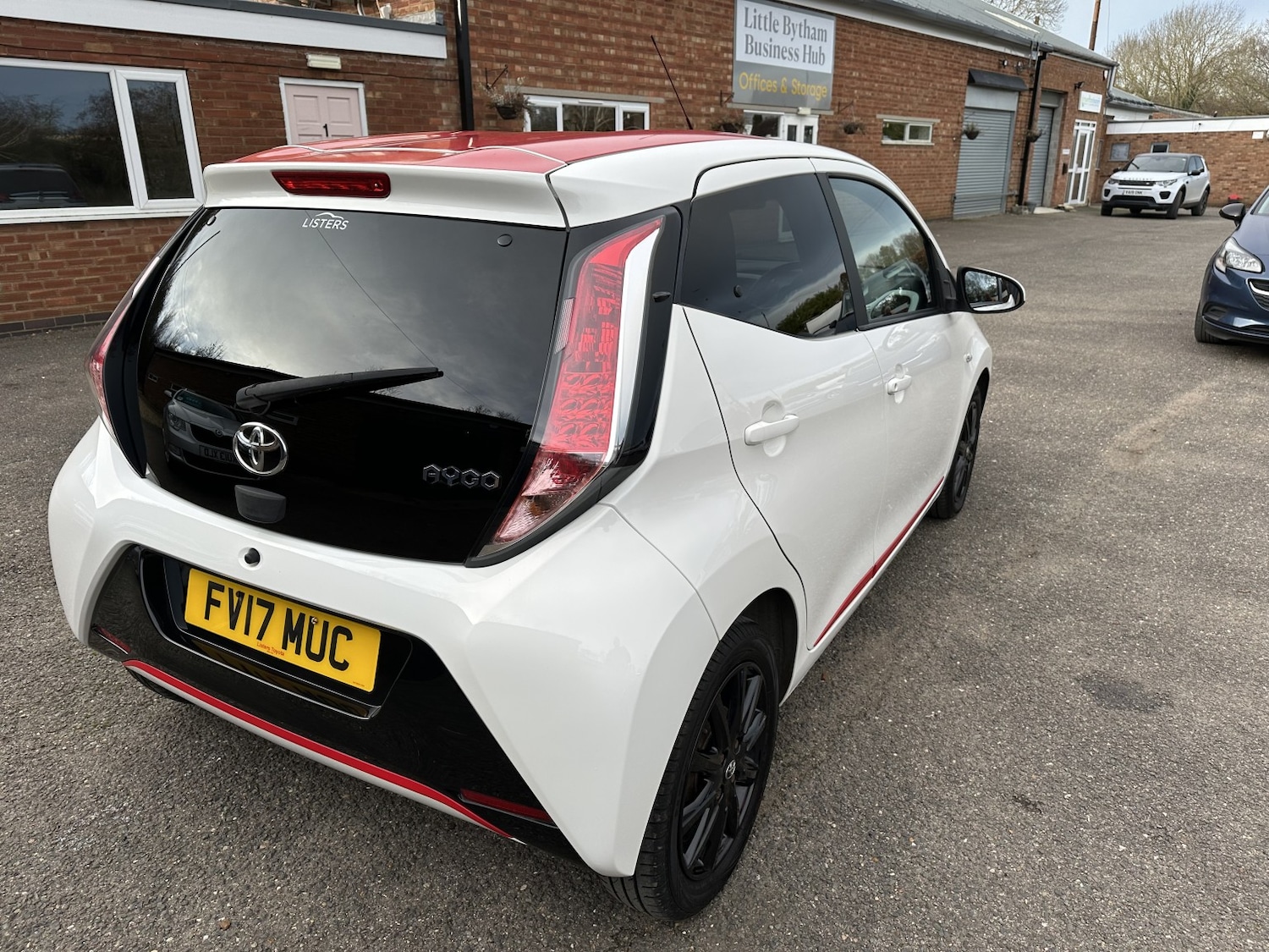 Used Toyota AYGO 2017 for sale - 76643399: Photo 13