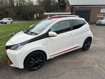 Used Toyota AYGO 2017 for sale - 76643399: Photo