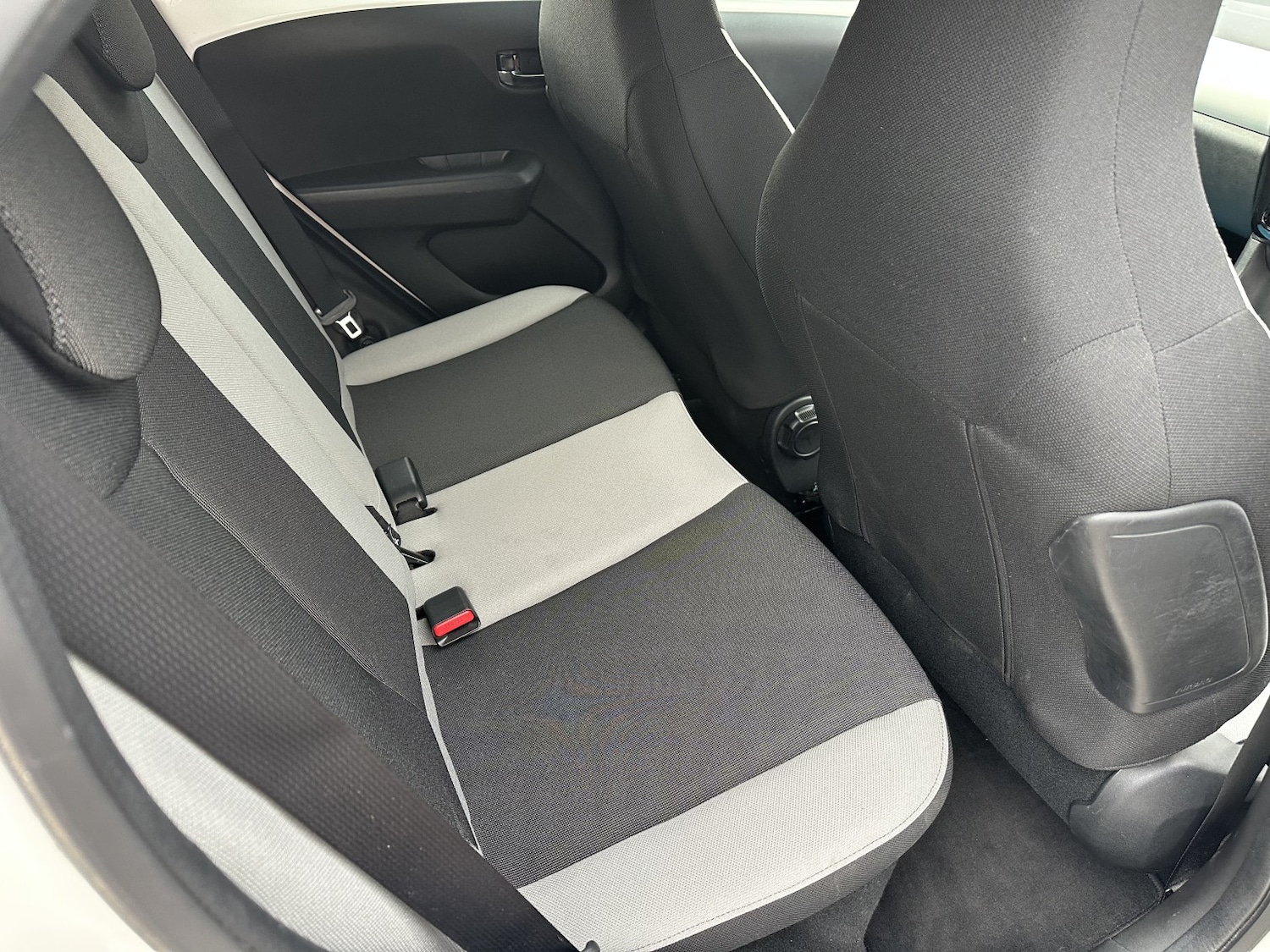 Used Toyota AYGO 2017 for sale - 76643399: Photo 7