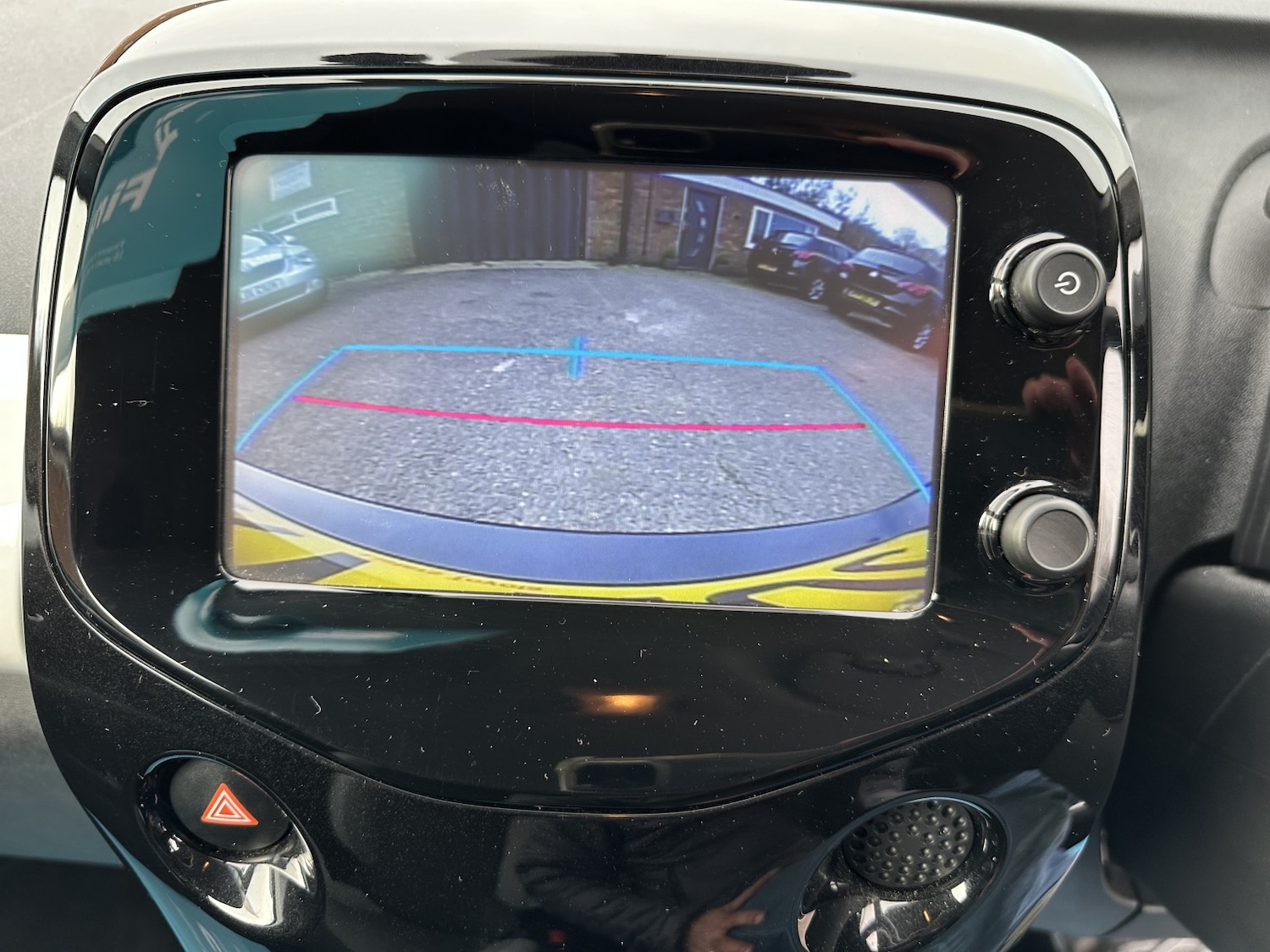 Used Toyota AYGO 2017 for sale - 76643399: Photo 8