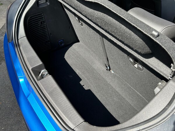 Used Vauxhall ADAM 2015 for sale - 74840376: Photo 9