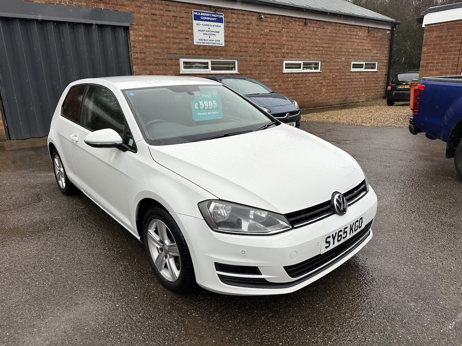 Used Volkswagen Golf 2015 for sale - 76666099: Photo 2