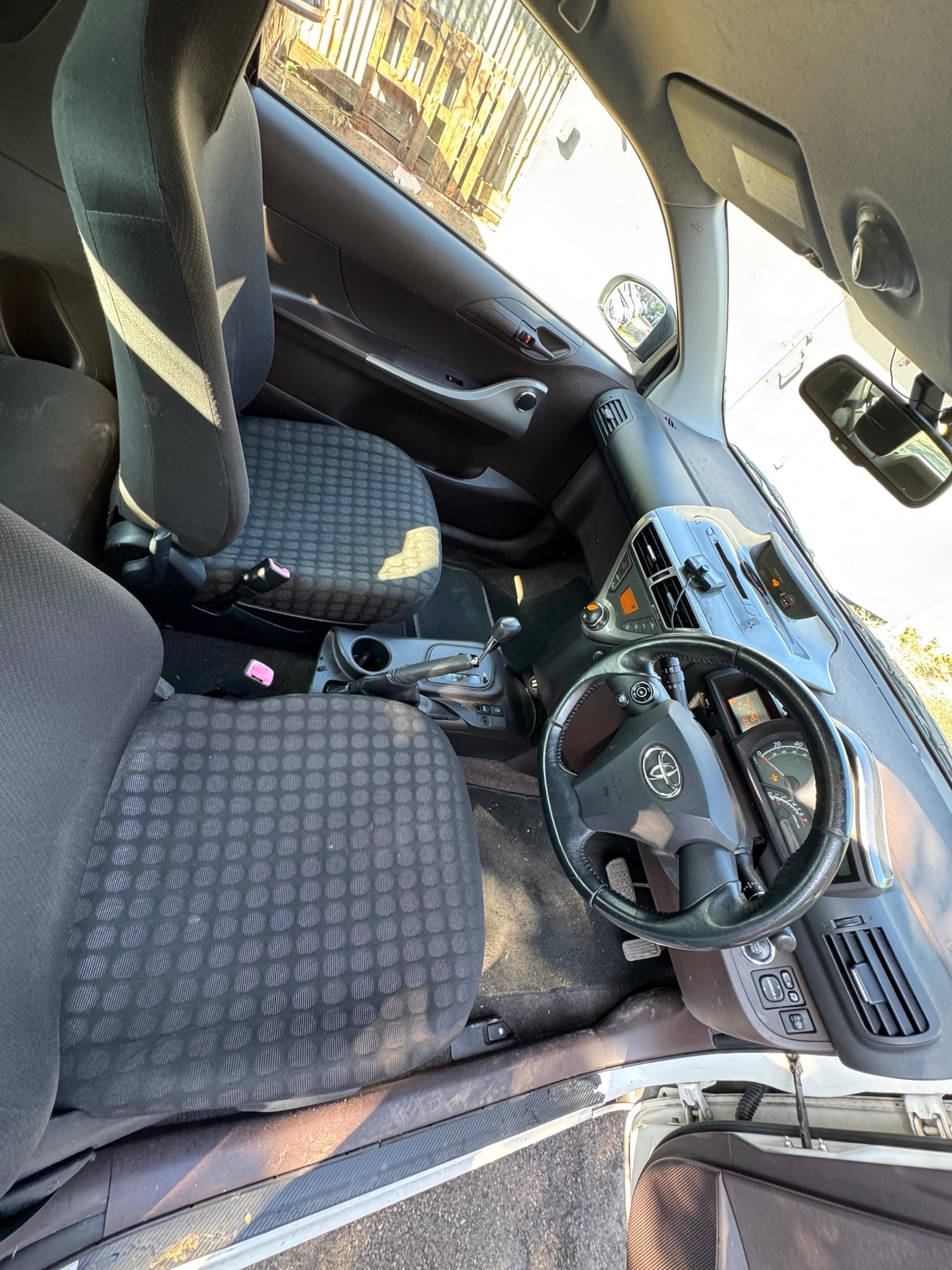 Used Toyota IQ 2010 for sale - 73582529: Photo 10