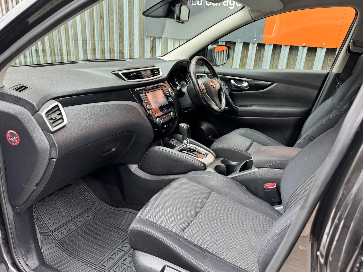 Used Nissan Qashqai for sale - 78107111: Photo 10