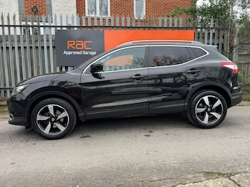 Used Nissan Qashqai 2014 for sale - 78107111: Photo