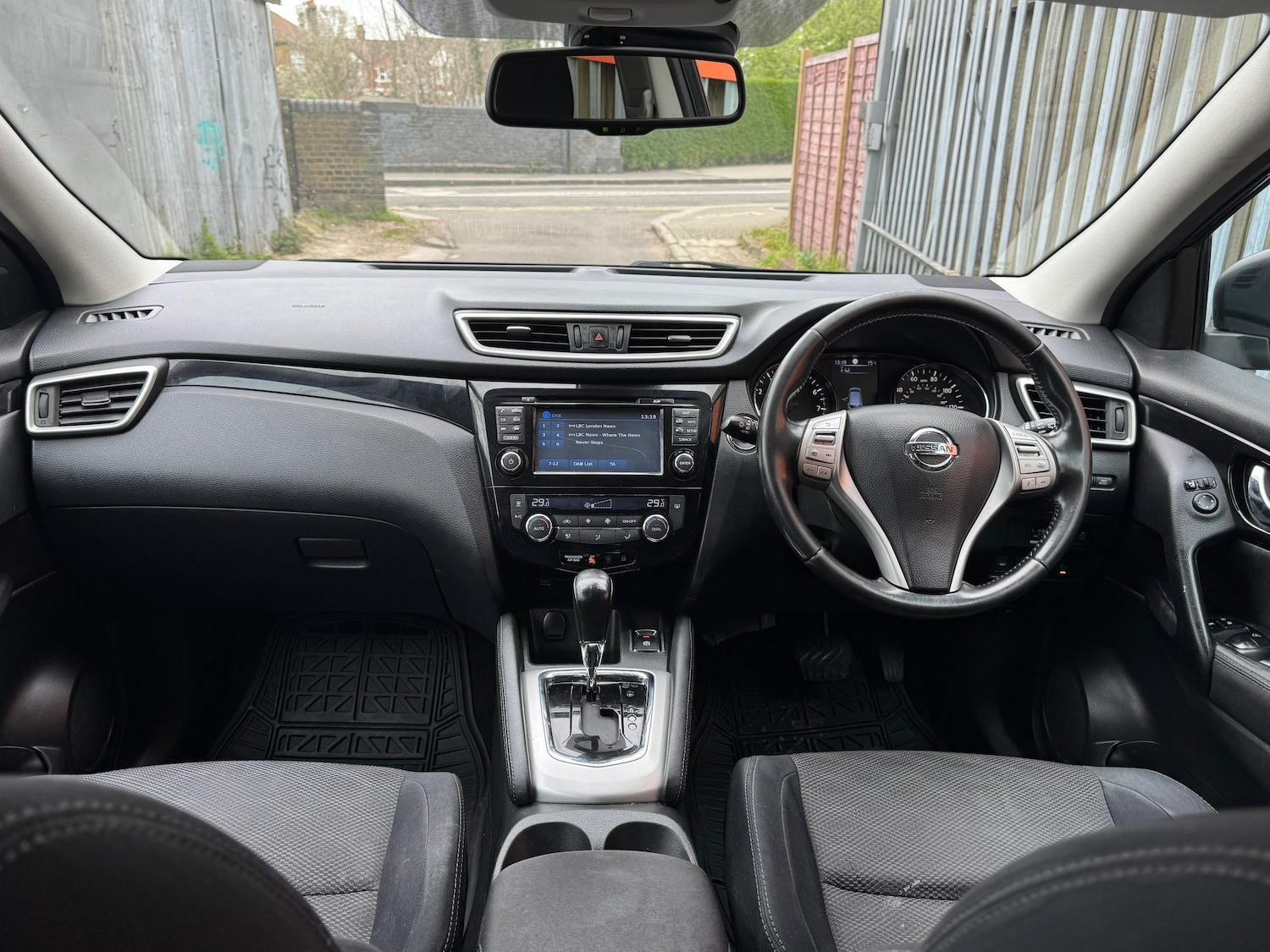 Used Nissan Qashqai for sale - 78107111: Photo 8