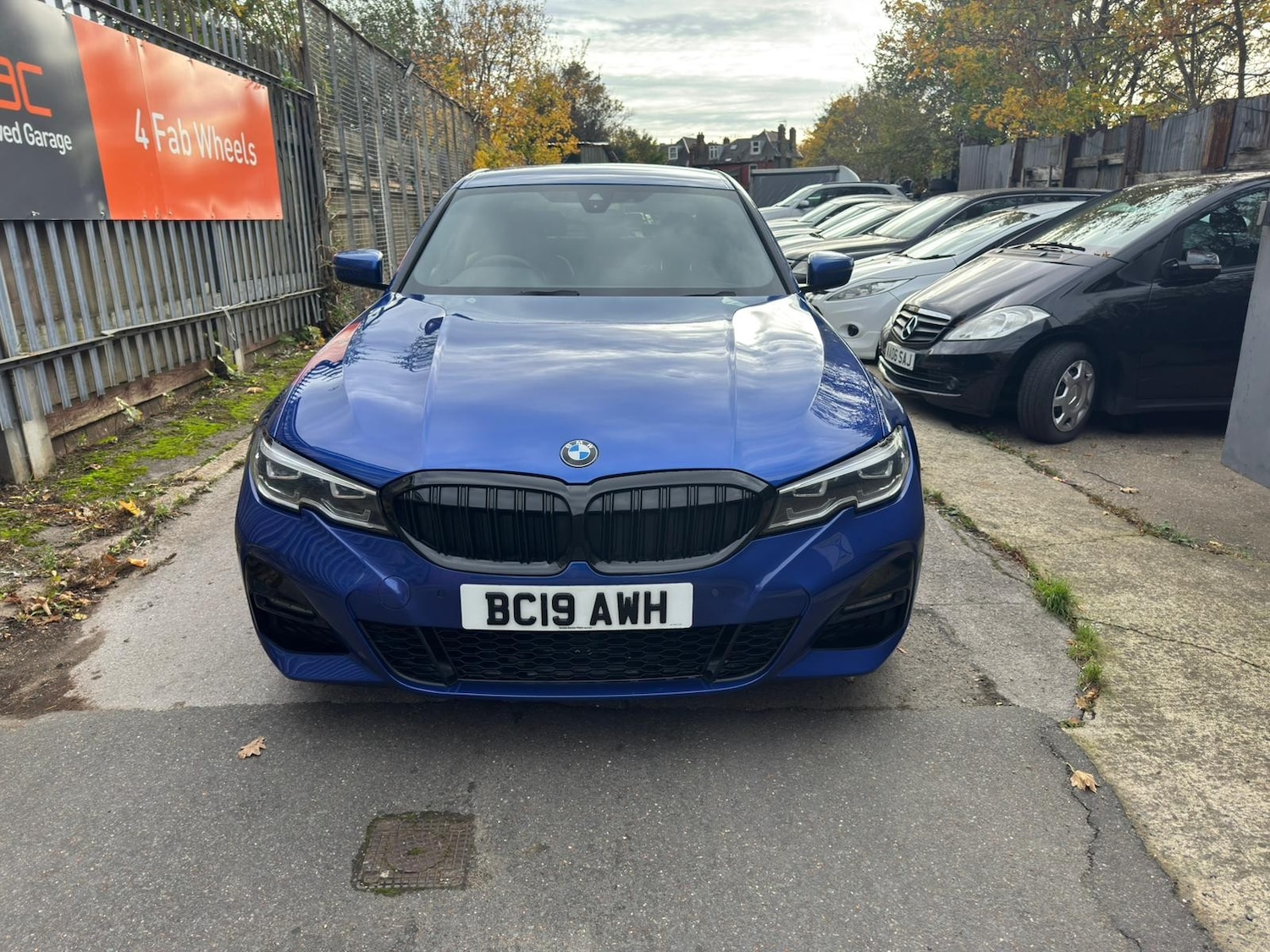 Used BMW 3 Series 2019 for sale - 76577439: Photo 2